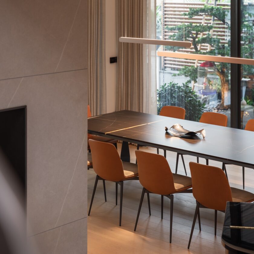 Starlake HoTay Villa 01